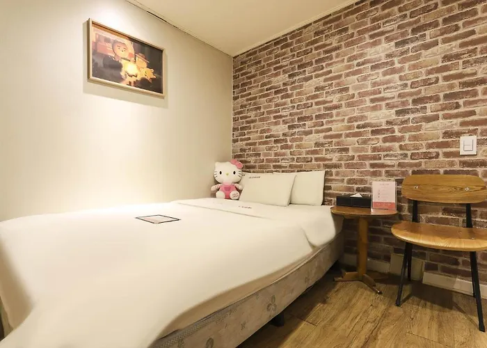 Alone In Love Motel